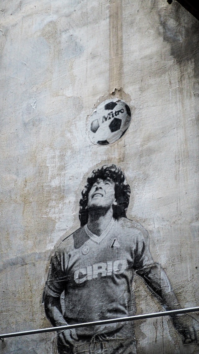 Wall with a drawing of Diego Maradona